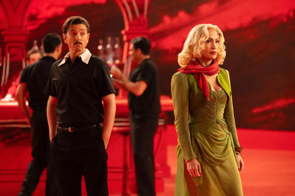 Kiss of the Spider Woman Jennifer Lopez costumes